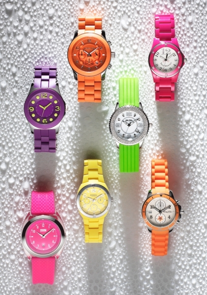 Photograph Dennis Pedersen Neon Watches on One Eyeland